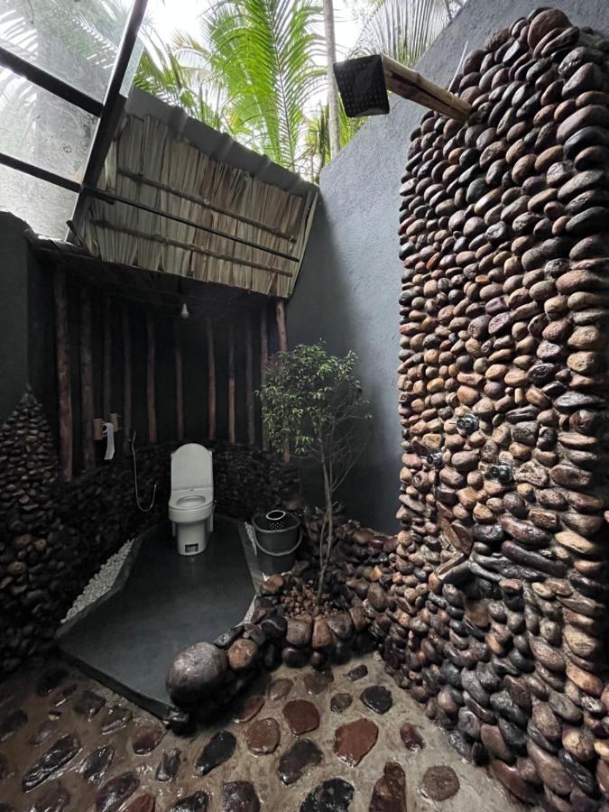 Fab - Bamboo Hut With Open Shower 무나르 외부 사진